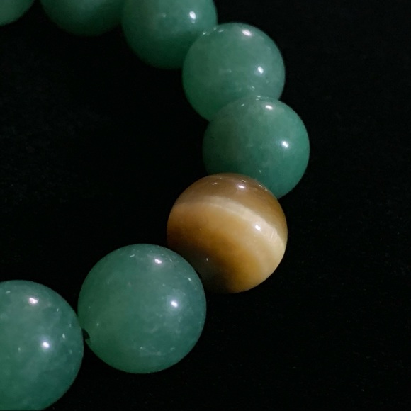 Natural Tiger Eye and Aventurine Gemstone Bracelet - Picture 3 of 4